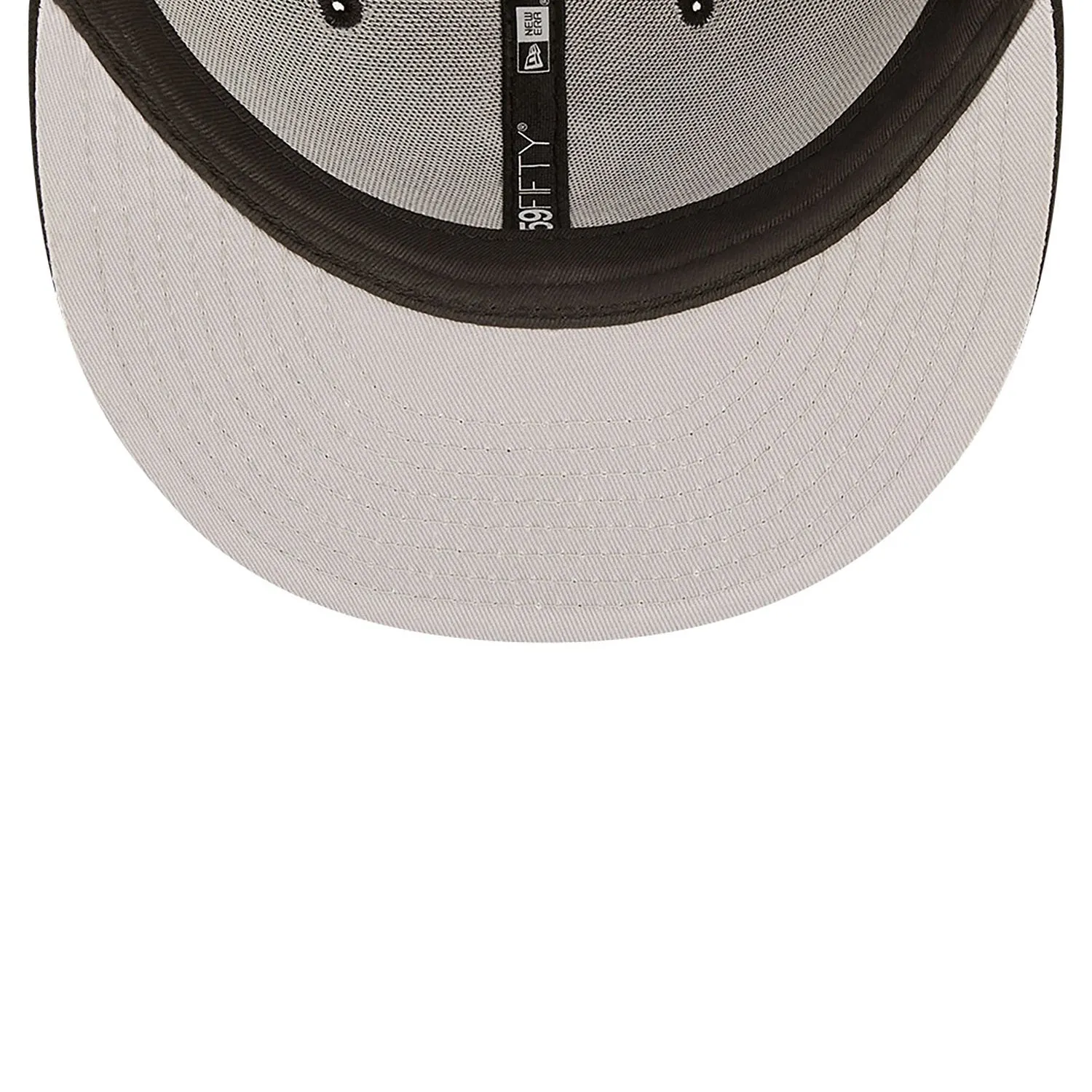 [60243674] Chicago White Sox 05 WS "Team Heart" Black 59FIFTY Mens Fitted Hat
