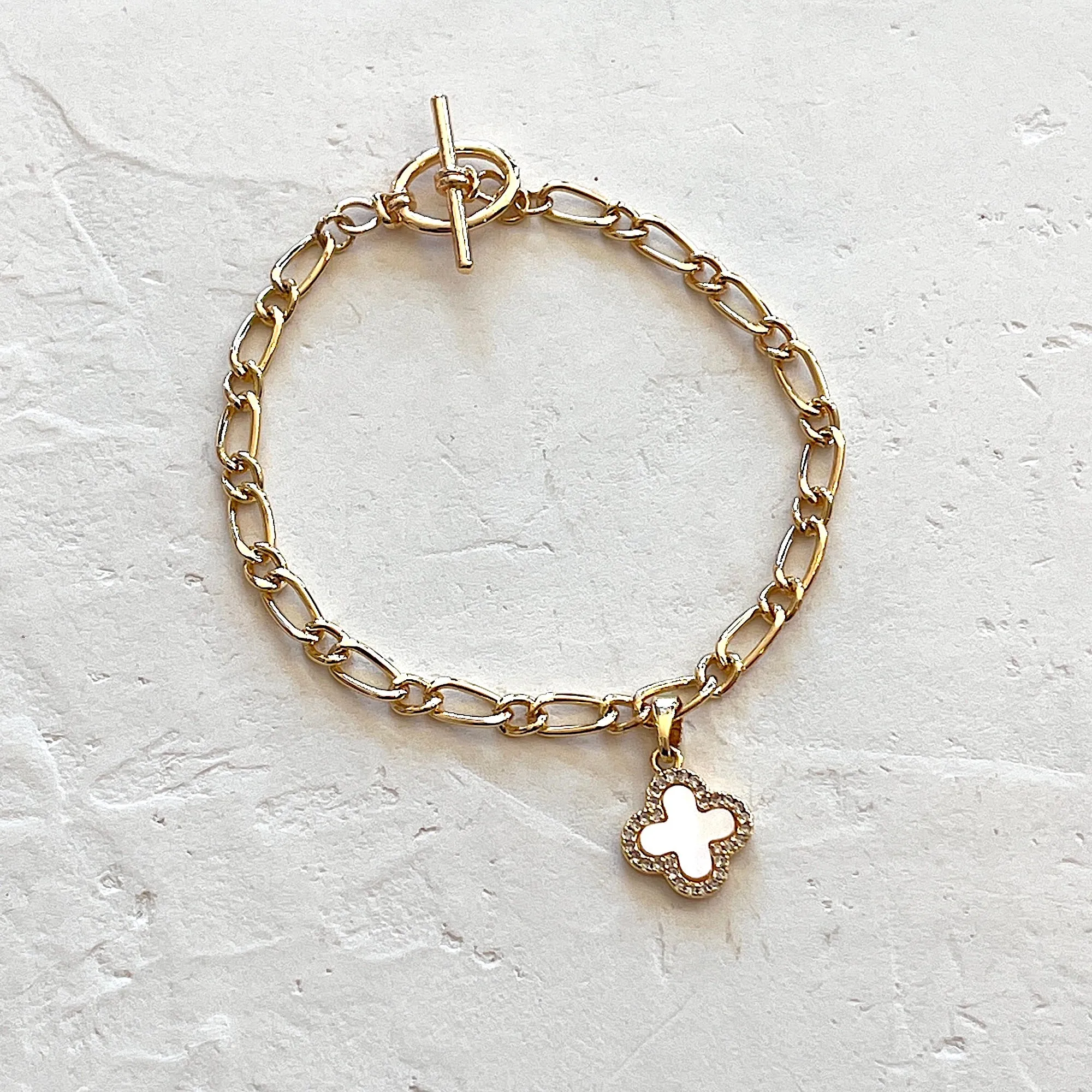 Modern Twist Clover Bracelet