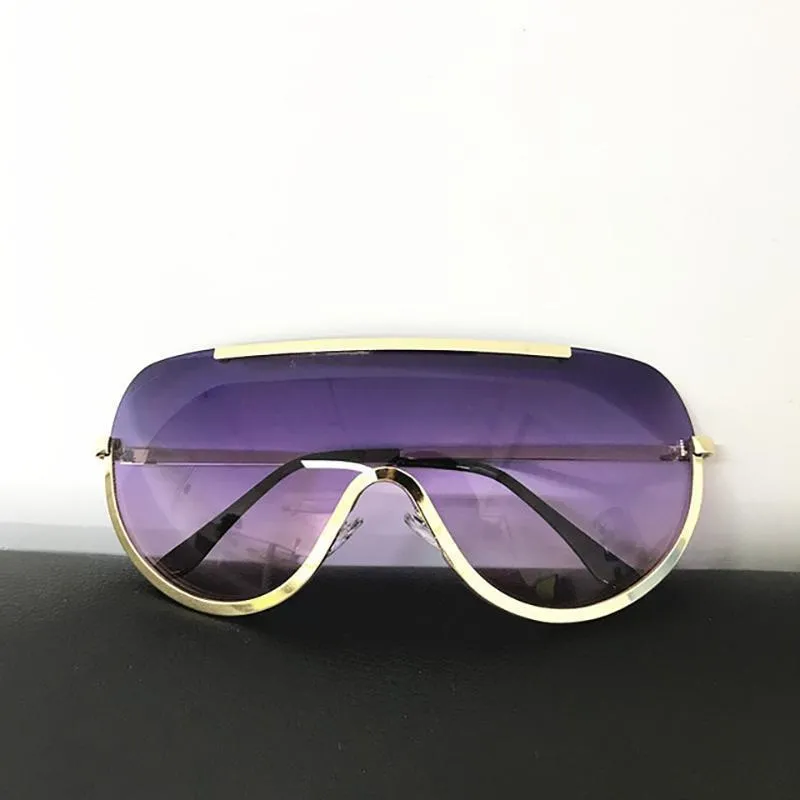 Trendy Shield Feminine Sunglasses